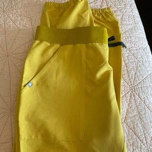 Figs Light Gold XL Venice jogger